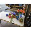 Image 1 : LOT OF TEAPOT, VASES AND ARTIFICIAL FLOWER DECOR