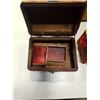 Image 2 : 3 JEWELRY BOXES WITH CONTENTS