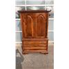 Image 1 : WOOD WARDROBE