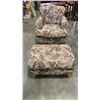 Image 1 : LAZYBOY ACCENT ARMCHAIR WITH OTTOMAN