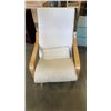 Image 1 : BENTWOOD CHAIR