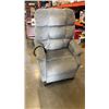 Image 8 : GOLDEN LIFT CHAIR - WORKING