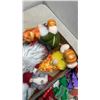 Image 3 : 2 TRAYS OF GNOMES AND COOKIE CUTTERS