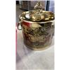 Image 9 : REFLECTIVE SIGN WITH ICE BUCKET, MINI BEER KEG AND MORE