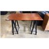 Image 1 : MODERN DESK