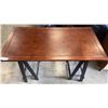 Image 2 : MODERN DESK