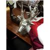 Image 2 : LOT OF XMAS REINDEER STATUES AND XMAS SACK