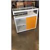 Image 1 : AS NEW GLASS LIGHT UP RETAIL DISPLAY CASE