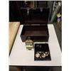Image 1 : SCALE, MINI SLOT MACHINE AND SMALL TURNK