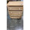 Image 2 : 4 DRAWER MAPLE DRESSER