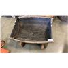 Image 1 : HALF BARREL PLANTER