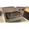 Image 3 : AS NEW WOLF GOURMET ELITE COUNTERTOP OVEN