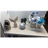 Image 1 : LOT OF XMAS DECOR AND MARINE STATUES