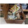Image 2 : 2 BOXES OF ESTATE GOODS, COLLECTIBLES, KITCHEN ITEMS, ETC