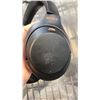 Image 2 : SONY WH1000 OVER EAR NOISE CANCELLING HEADPHONES TESTED AND WORKING, RETAIL $429