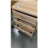 Image 2 : MAPLE 4 DRAWER DESK