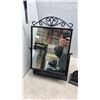 Image 2 : RUTHERFORD MANTLE CLOCK WITH DECORATIVE MIRROR FLAMINGO AND SPHERE