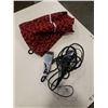 Image 1 : 2 ELECTRIC HAIR TRIMMERS - REMMINGTON AND OTHER