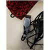 Image 2 : 2 ELECTRIC HAIR TRIMMERS - REMMINGTON AND OTHER