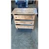 Image 2 : VICTORIAVILLE 3 DRAWER DRESSER