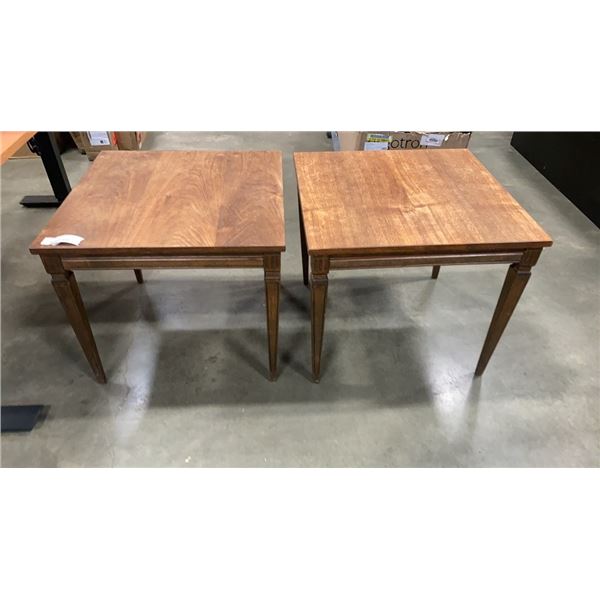 2 SQUARE ENDTABLES