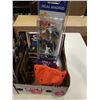 Image 3 : LOT OF FOOTBALL MEMROBILIA BC LIONS, NFL , ENGLAND AND MAD MAGAZINES