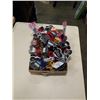 Image 1 : TRAY OF NEW HAIR TIES