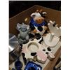 Image 3 : 2 BOXES OF COLLECTIBLES, MASQUERADE MASKS, COOKIE JARS AND MORE