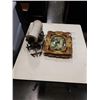 Image 2 : COVERED WAGON FIGURE, VINTAGE FRAMED PRINT AND BARBIE HOUSE