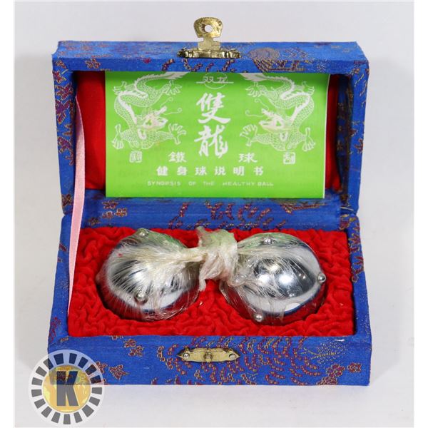 BAODING BALLS SILVER IN BLUE CASE