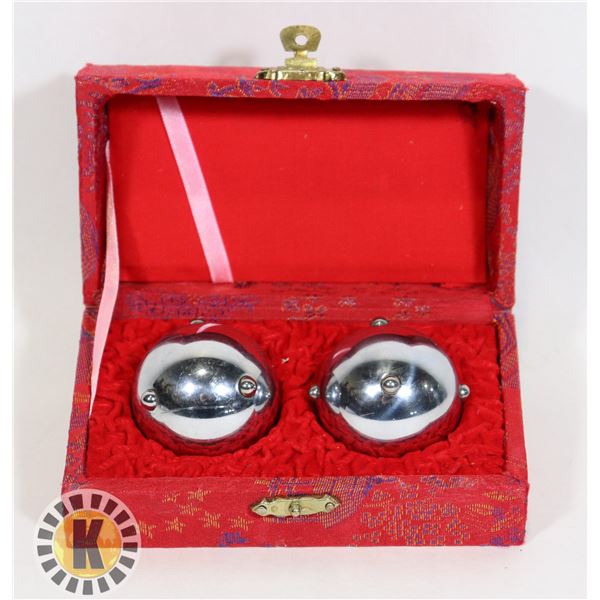 BAODING BALLS SILVER IN RED CASE