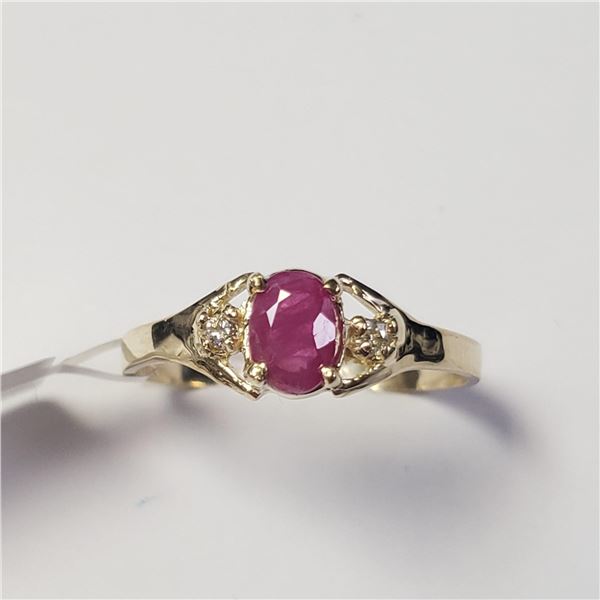 10K YELLOW GOLD RUBY(0.56CT) DIAMOND(0.03CT)