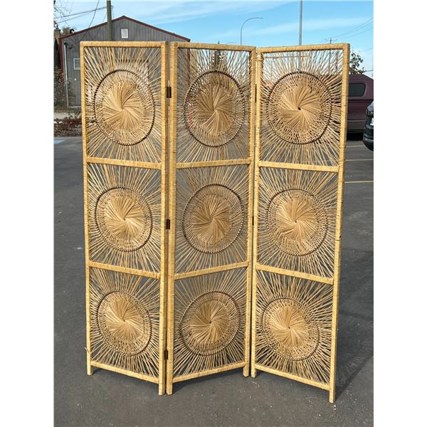 Vintage Wicker 3 Panel Folding Room Divider / Screen (approx 6' tall and 5' wide)