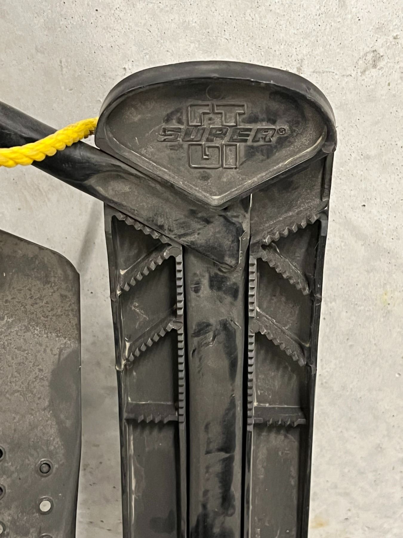 2 Noma Super GT Snow Racer Sleds