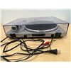 Image 8 : Technics Quartz SL-Q202 Direct Drive Automatic Turntable Record Player
