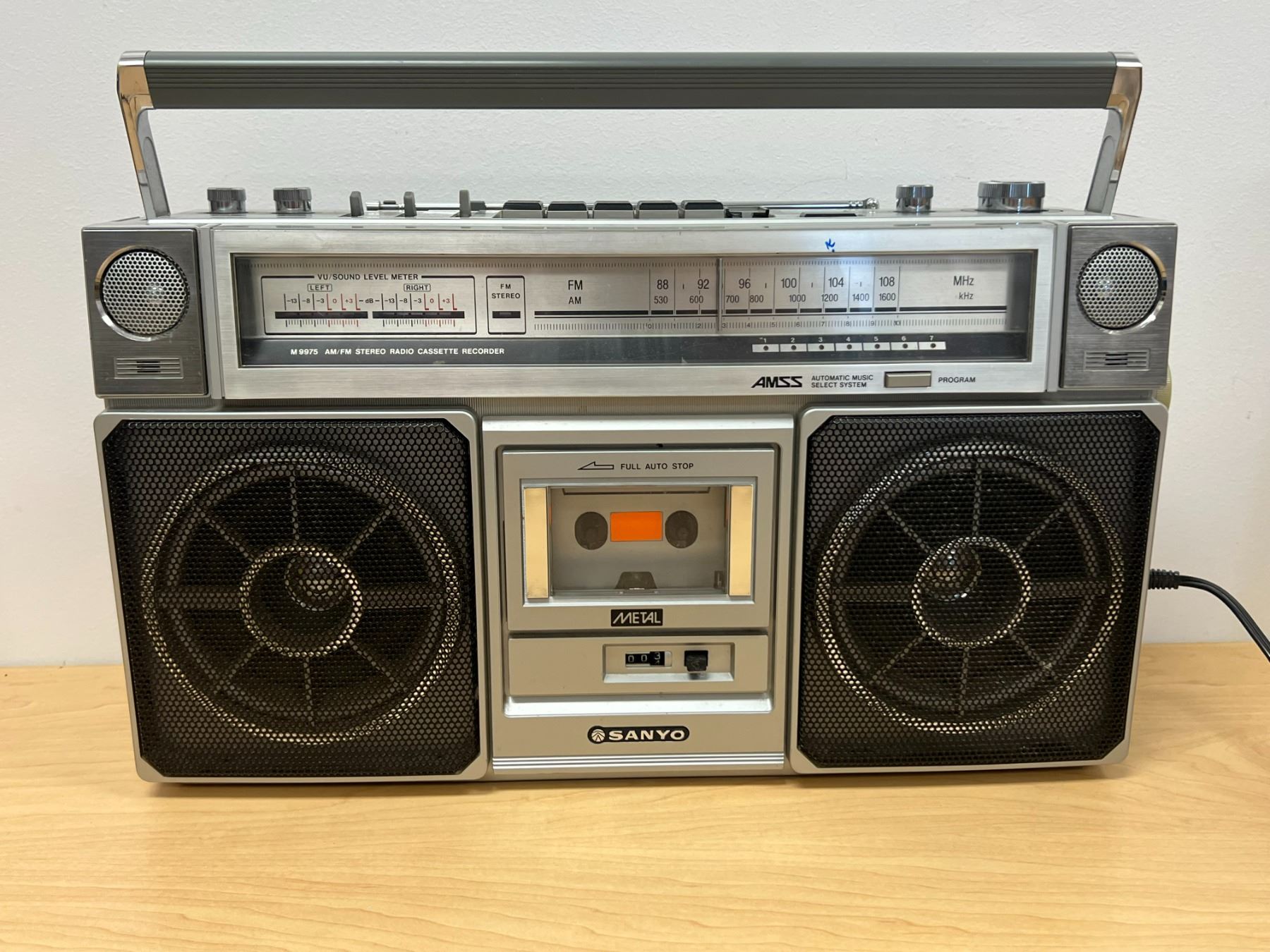 Ghetto Blaster Sanyo M9994 – Vintage Japan, Radio Cassette