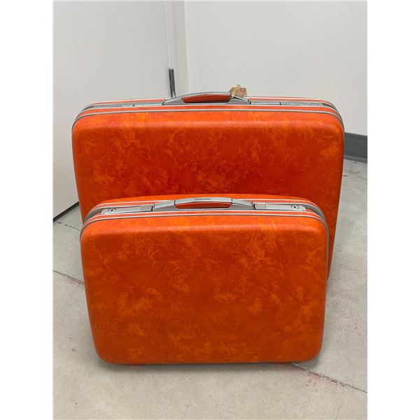 2 Vintage Samsonite Sherbrooke Hard Shell Suitcases no keys (larger