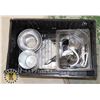 Image 1 : BOX OF KITCHEN MISC INCLUDING INSERTS, MIXING BOWL