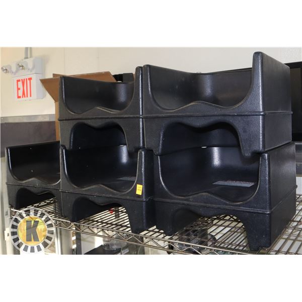 5 BLACK BOOSTER SEATS