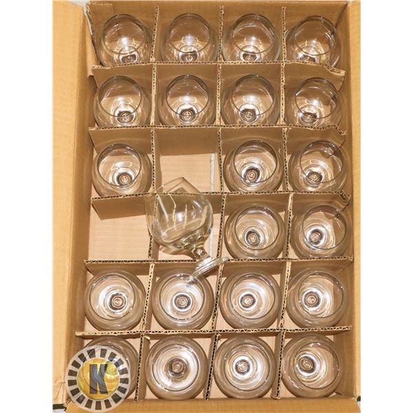 CASE OF 9-OZ BRANDY GLASSES