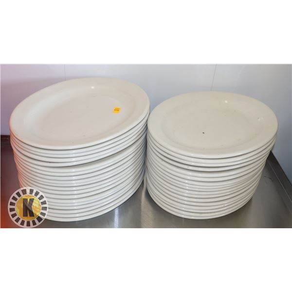 BUNDLE OF OVAL SERVING PLATES