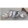 Image 1 : BOX OF 8" STAINLESS STEEL SERVERS