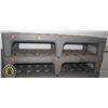 Image 1 : TWO METRO 48" WIDE DUNNAGE RACKS