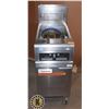 Image 1 : FRYMASTER COMMERCIAL NATURAL GAS DEEP FRYER