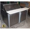 Image 2 : SILVERKING REFRIGERATED PREP TABLE
