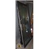 Image 1 : COMMERCIAL DOUBLE DOOR SET -GLASS WITH METAL FRAME