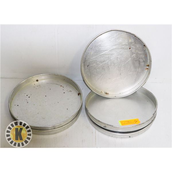 LOT OF 5 ROUND PIZZA PANS