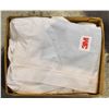 Image 1 : BOX OF WHITE 3M 4520 DUST SUITS