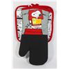 NEW PEANUTS THEME OVERSIZED OVEN MITT AND