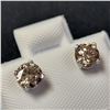 Image 2 : \BZ1216-58 14K WHITE GOLD DIAMOND EARRINGS